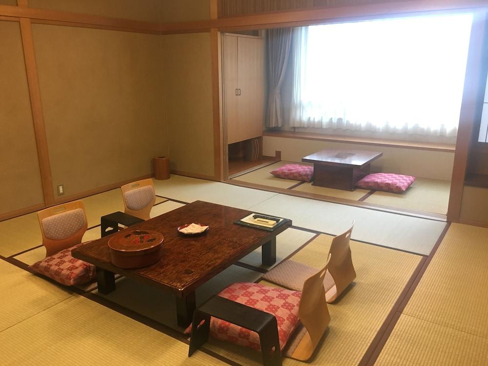 โฮดากาโซ ซานกาโนยู Hotel ทาคายาม่า ภายนอก รูปภาพ