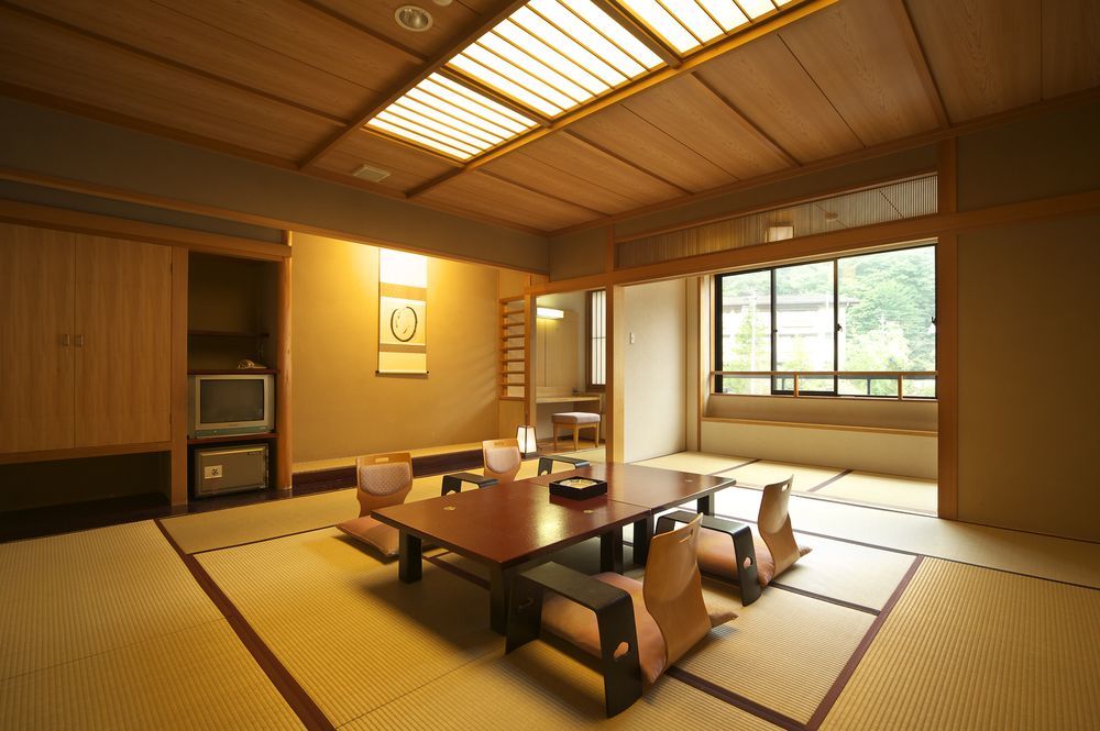 โฮดากาโซ ซานกาโนยู Hotel ทาคายาม่า ภายนอก รูปภาพ
