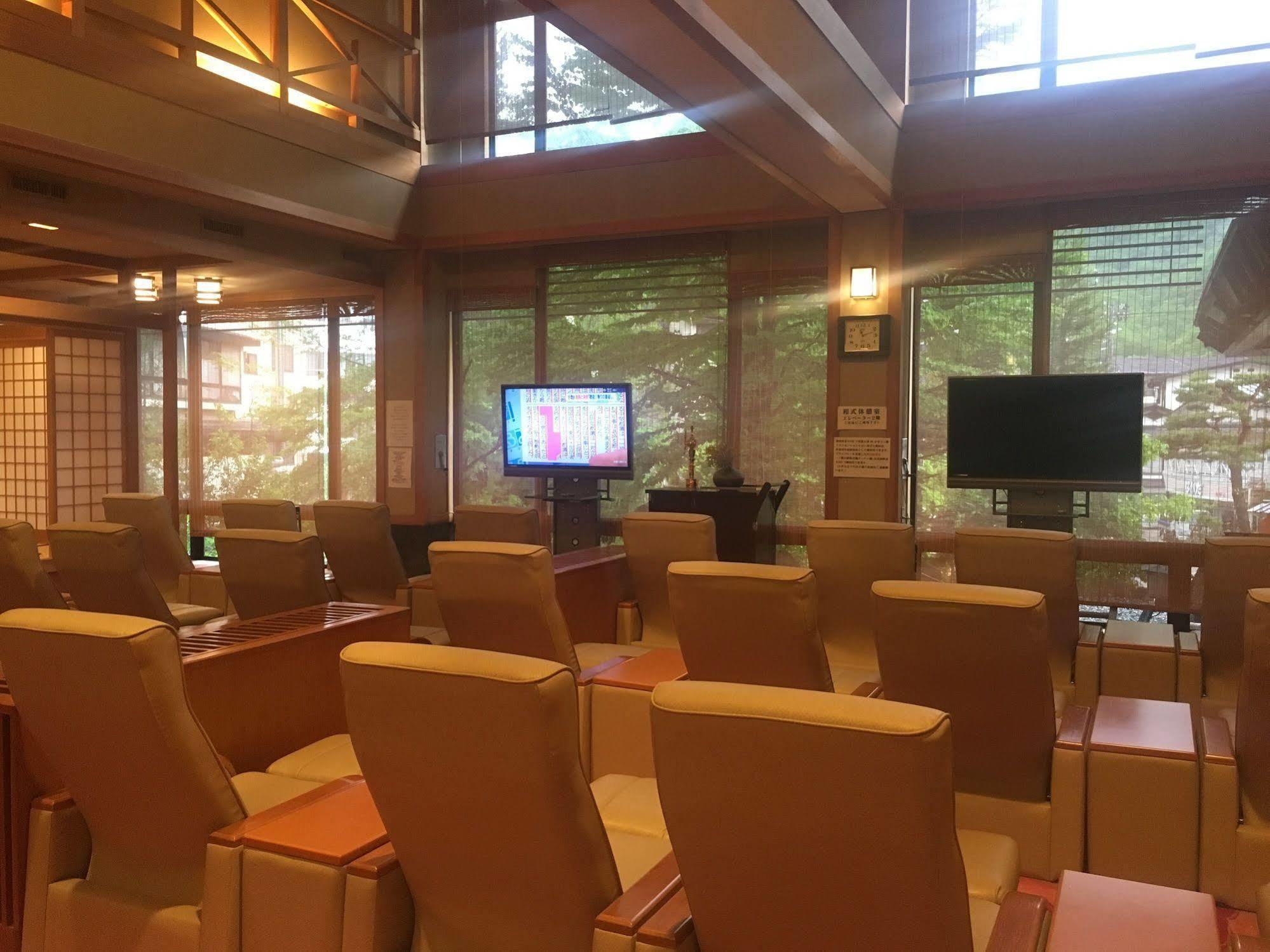 โฮดากาโซ ซานกาโนยู Hotel ทาคายาม่า ภายนอก รูปภาพ