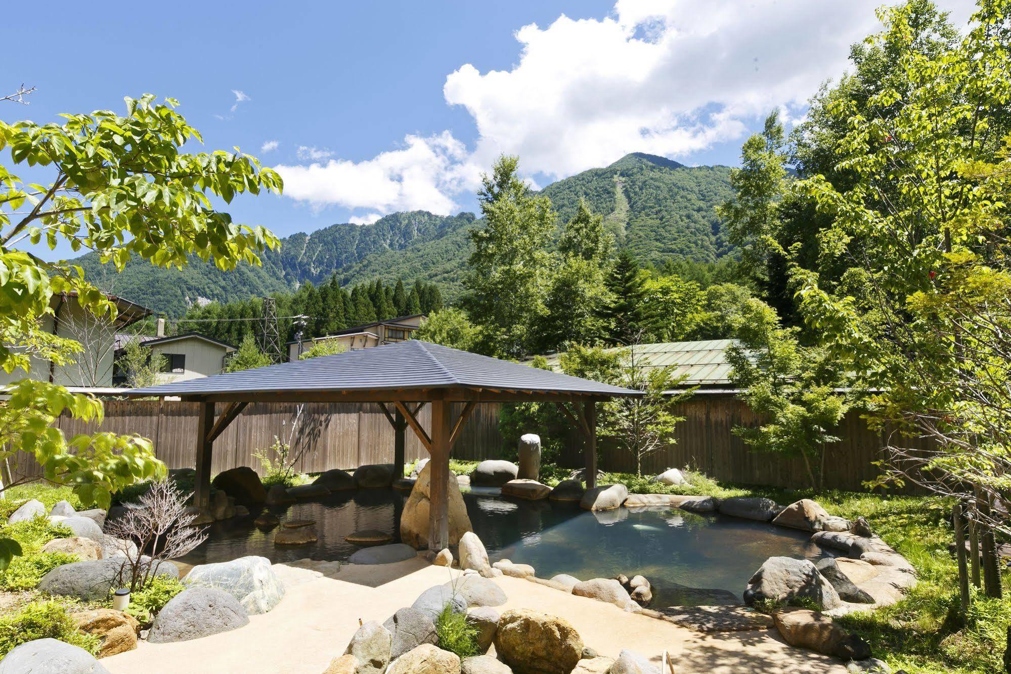 โฮดากาโซ ซานกาโนยู Hotel ทาคายาม่า ภายนอก รูปภาพ